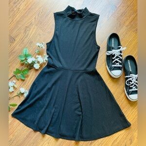 Aeropostale Size Small Sleeveless black turtleneck dress